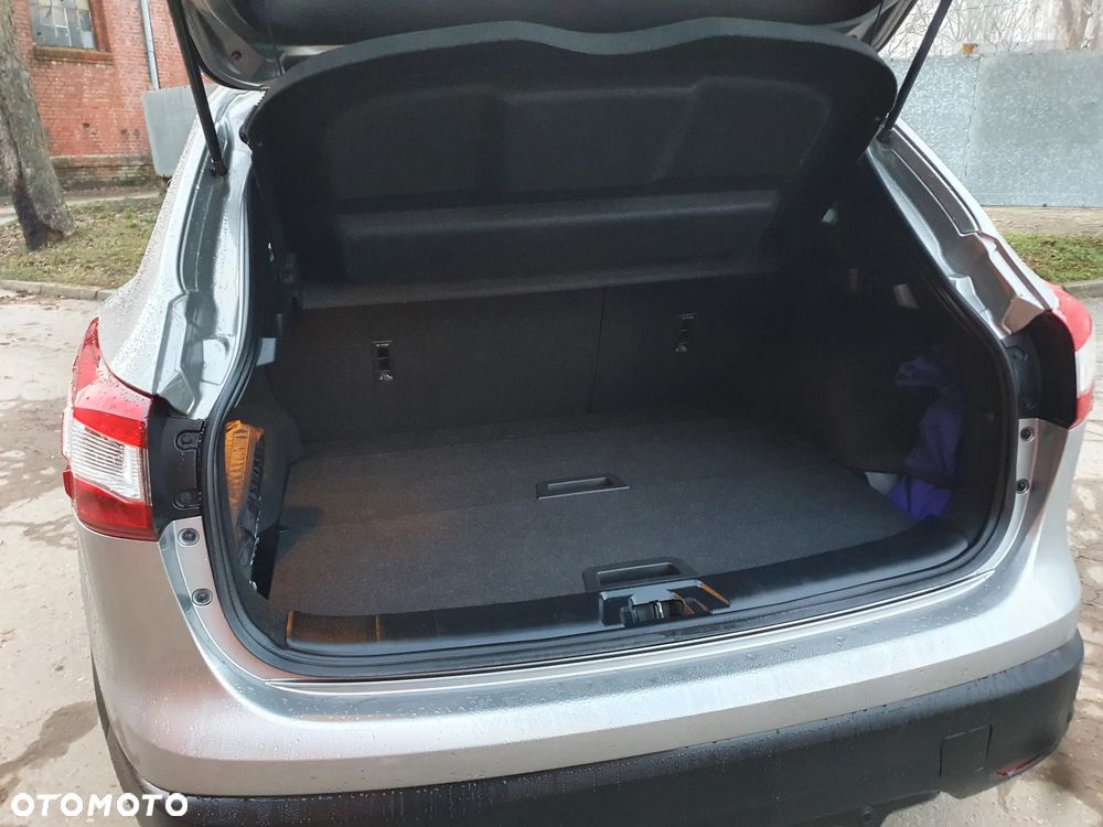 Nissan Qashqai 1.2 DIG-T N-Tec - 24