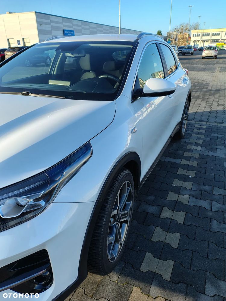 Kia XCeed 1.5 T-GDI M - 8