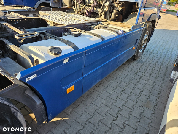 spojler międzyosiowy Volvo fh13 prawy część środkowa