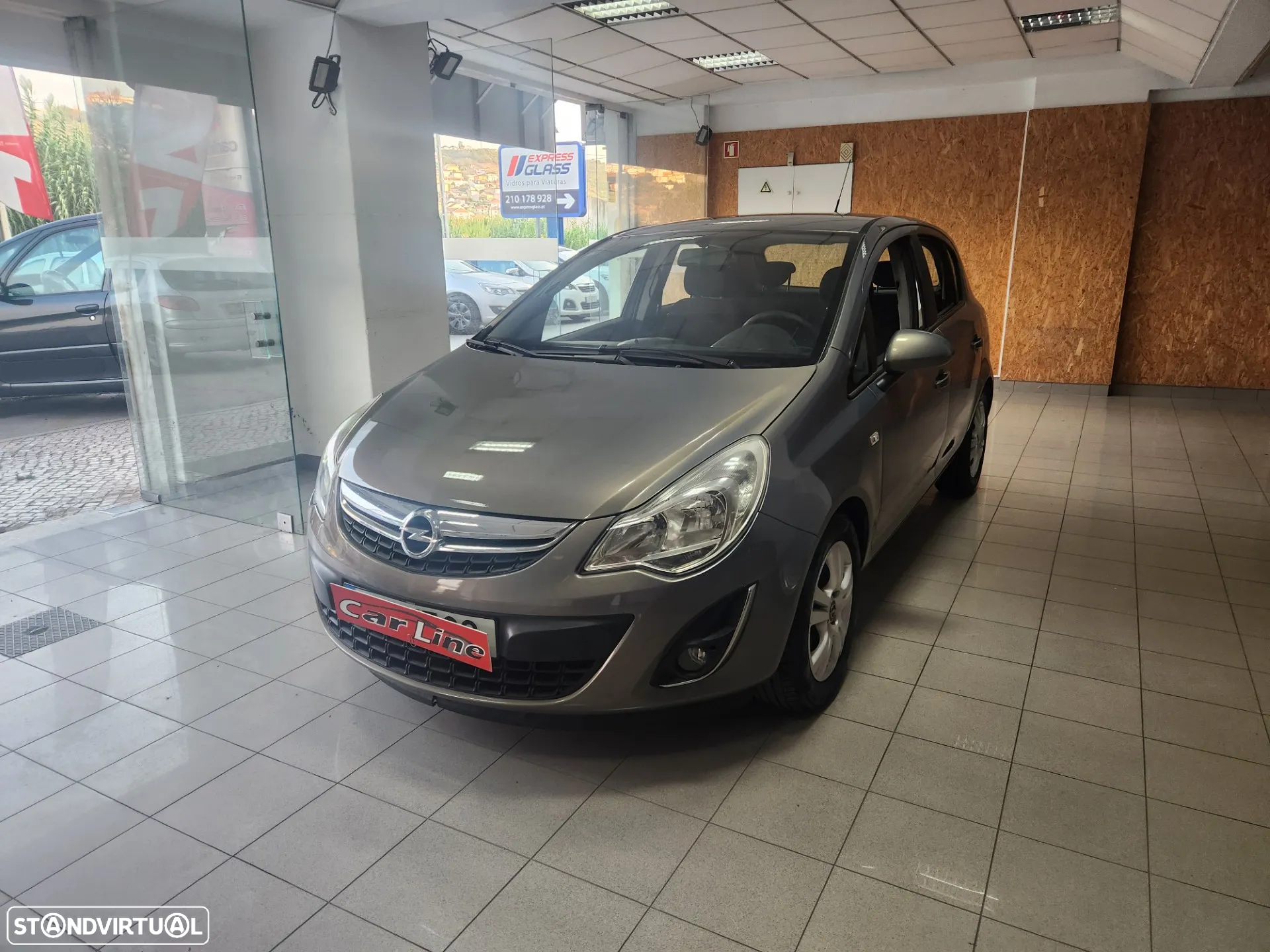 Opel Corsa 1.3 CDTi Enjoy ecoFLEX - 2