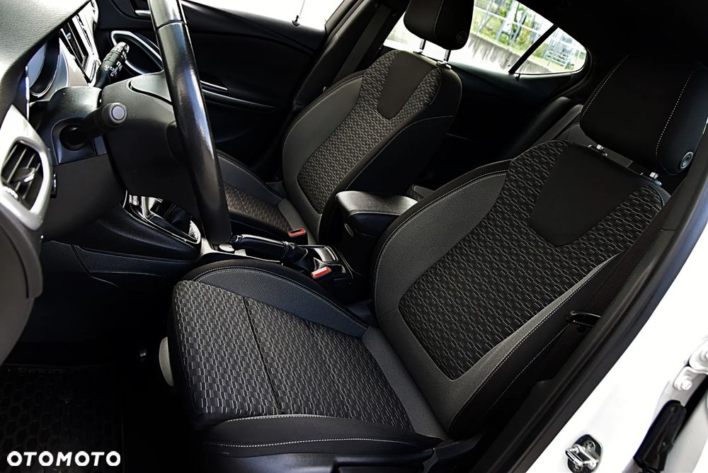 Opel Astra V 1.2 T GS Line S&S - 17