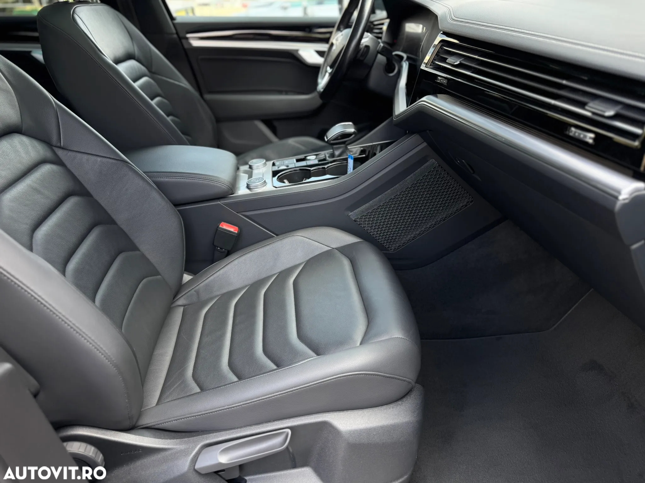 Volkswagen Touareg V6 TDI Elegance - 25