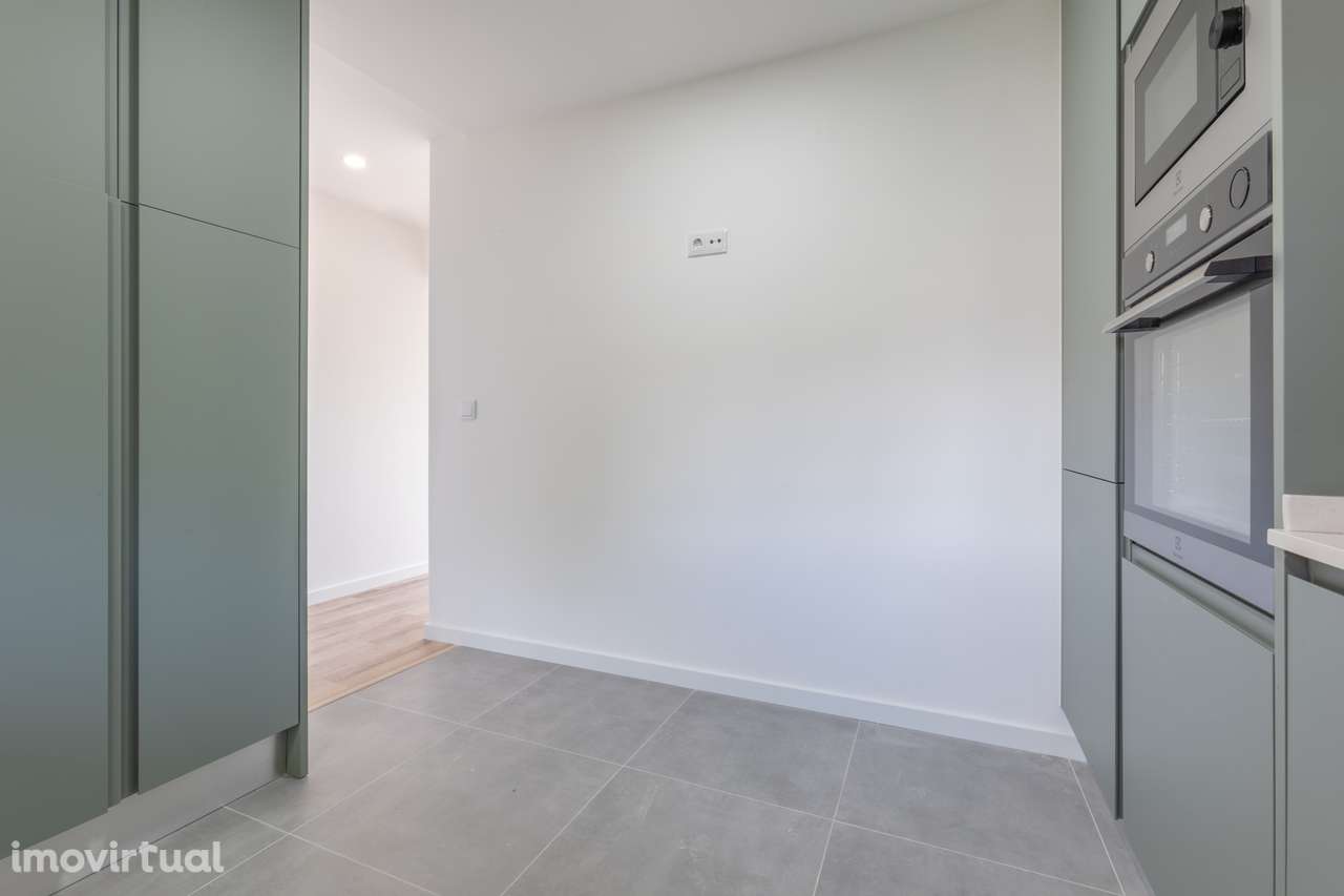 T3 Duplex a 2/3 minutos do Metro da Encarnação. - Grande imagem: 4/20