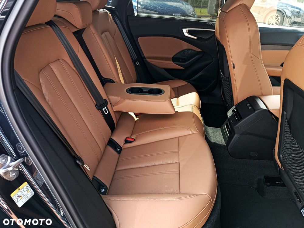 Audi A5 Limousine - 24