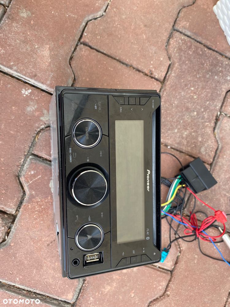 Radio samochodowe Pionner FH-720BT bluetooth