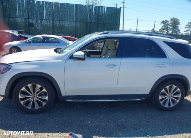 Mercedes-Benz GLE - 13