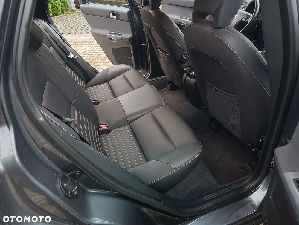Volvo V50 2.0D - 15