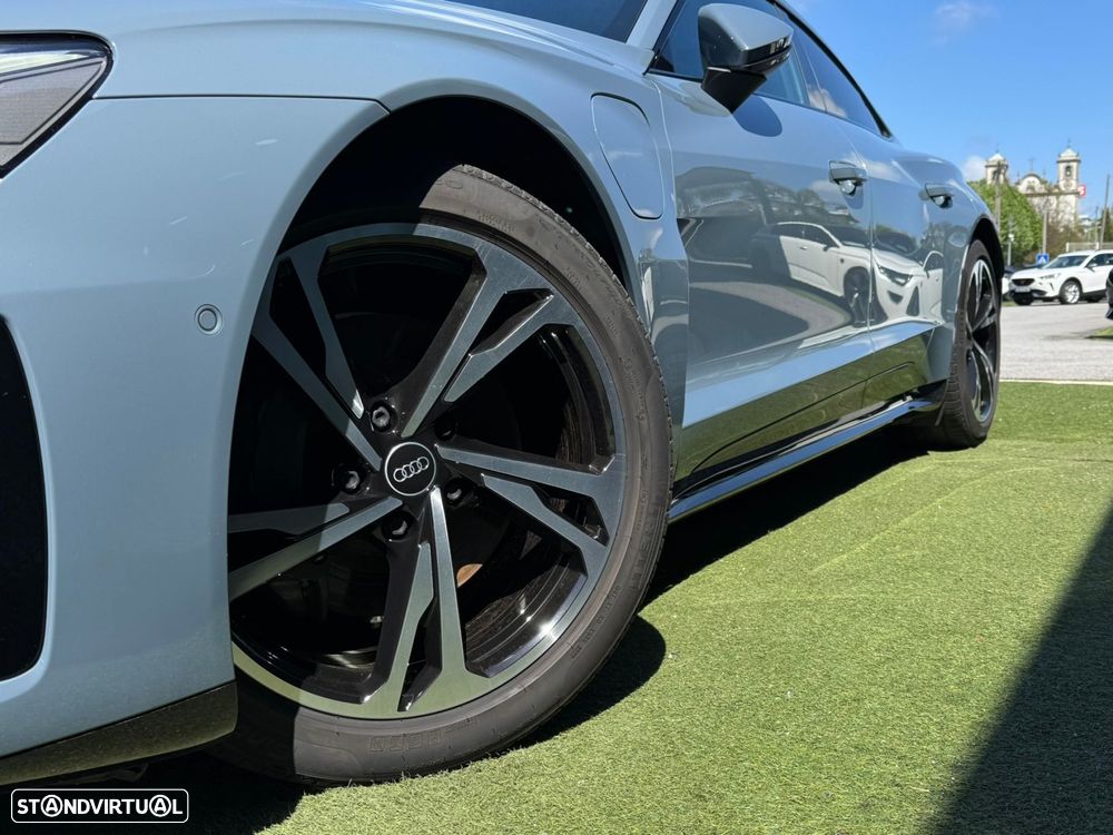 Audi e-tron GT quattro - 8
