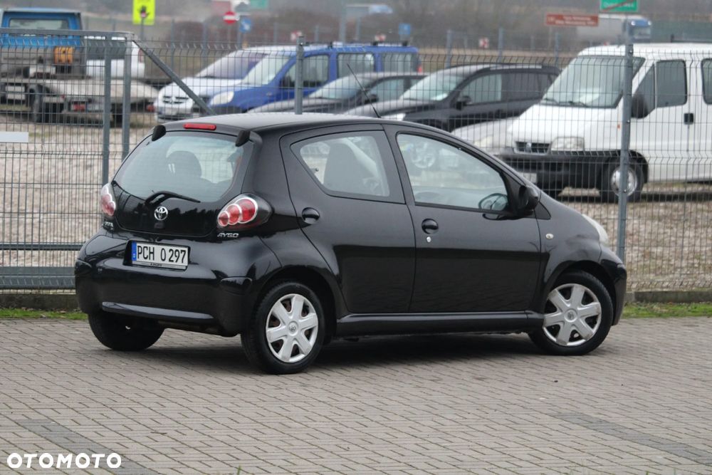 Toyota Aygo - 11