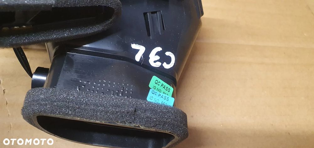 Kratka nawiewu powietrza lewy przód Citroen C3 II 96857498ZD - 8