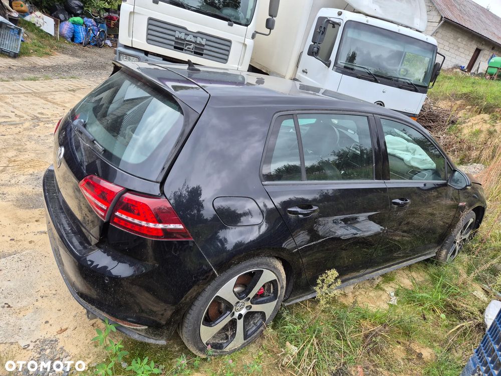 Volkswagen Golf GTI Performance BlueMotion Technology DSG - 8