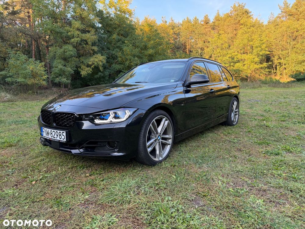 BMW Seria 3 330d xDrive Sport Line - 2