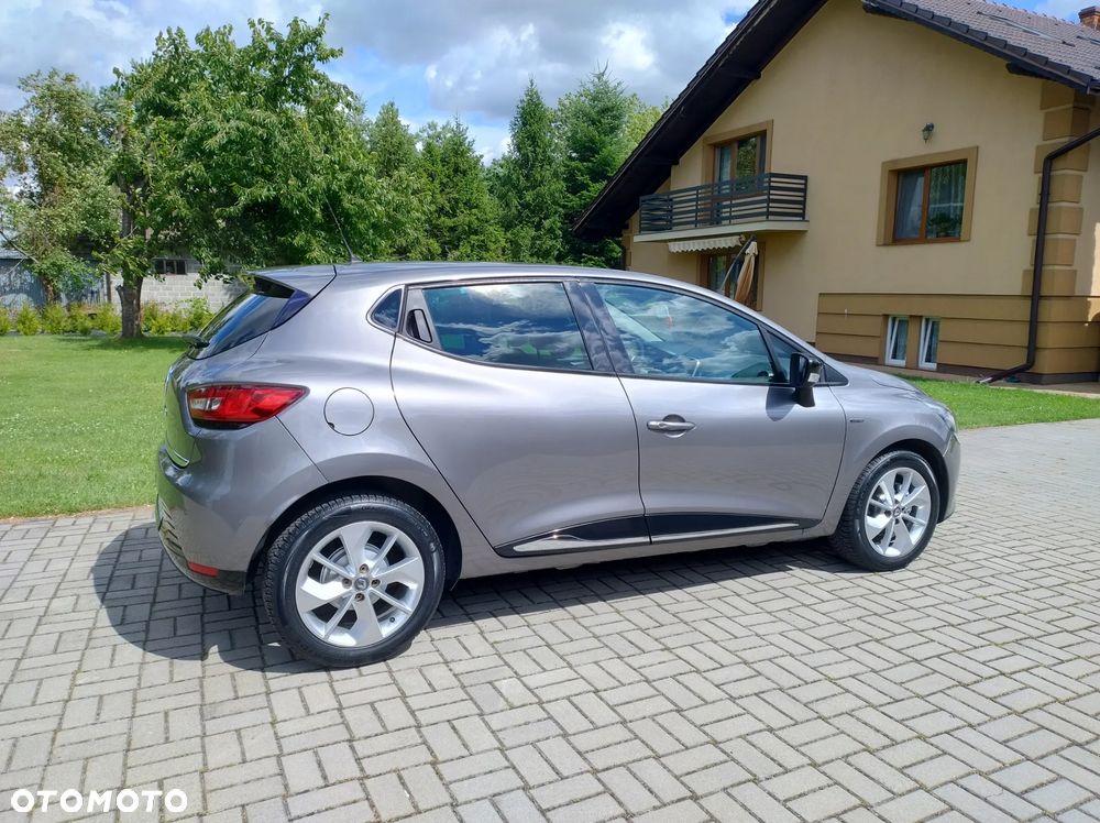 Renault Clio 1.2 16V Limited - 8