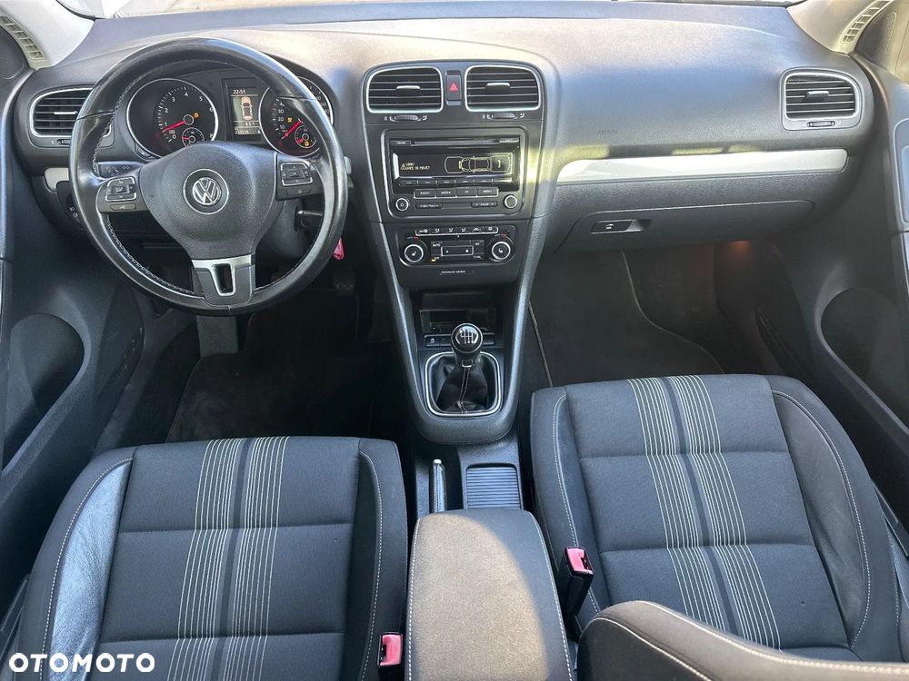 Volkswagen Golf 1.2 TSI BMT Trendline - 12