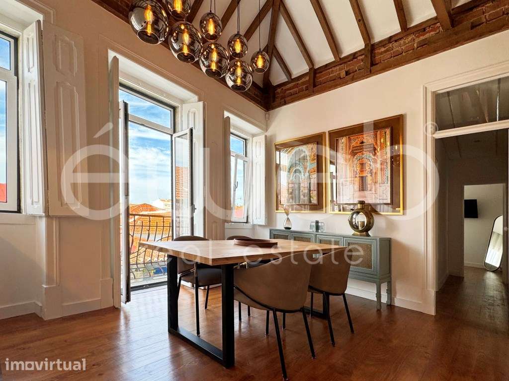 Penthouse T2 em plena Baixa de Setúbal - Grande imagem: 2/40