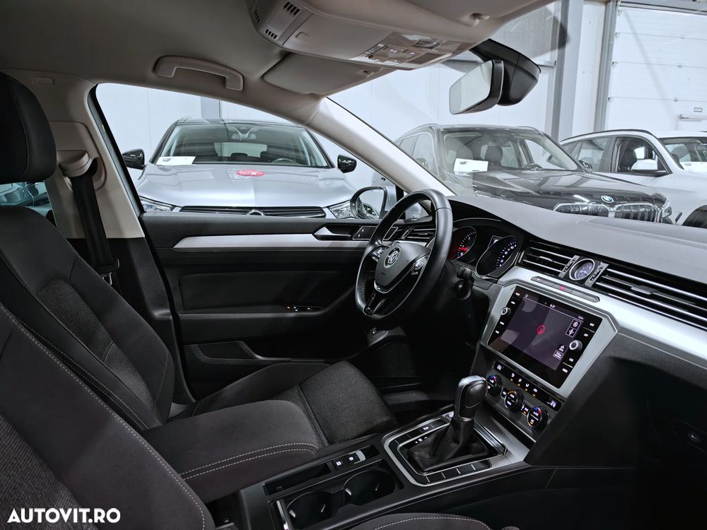 Volkswagen Passat 1.6 TDI SCR DSG Comfortline - 8