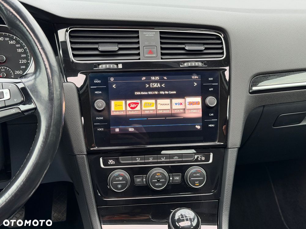 Volkswagen Golf 1.5 TSI ACT (BlueMotion Technology) Highline - 30