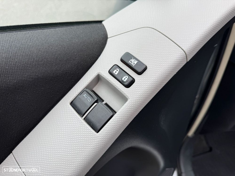 Toyota Yaris - 16
