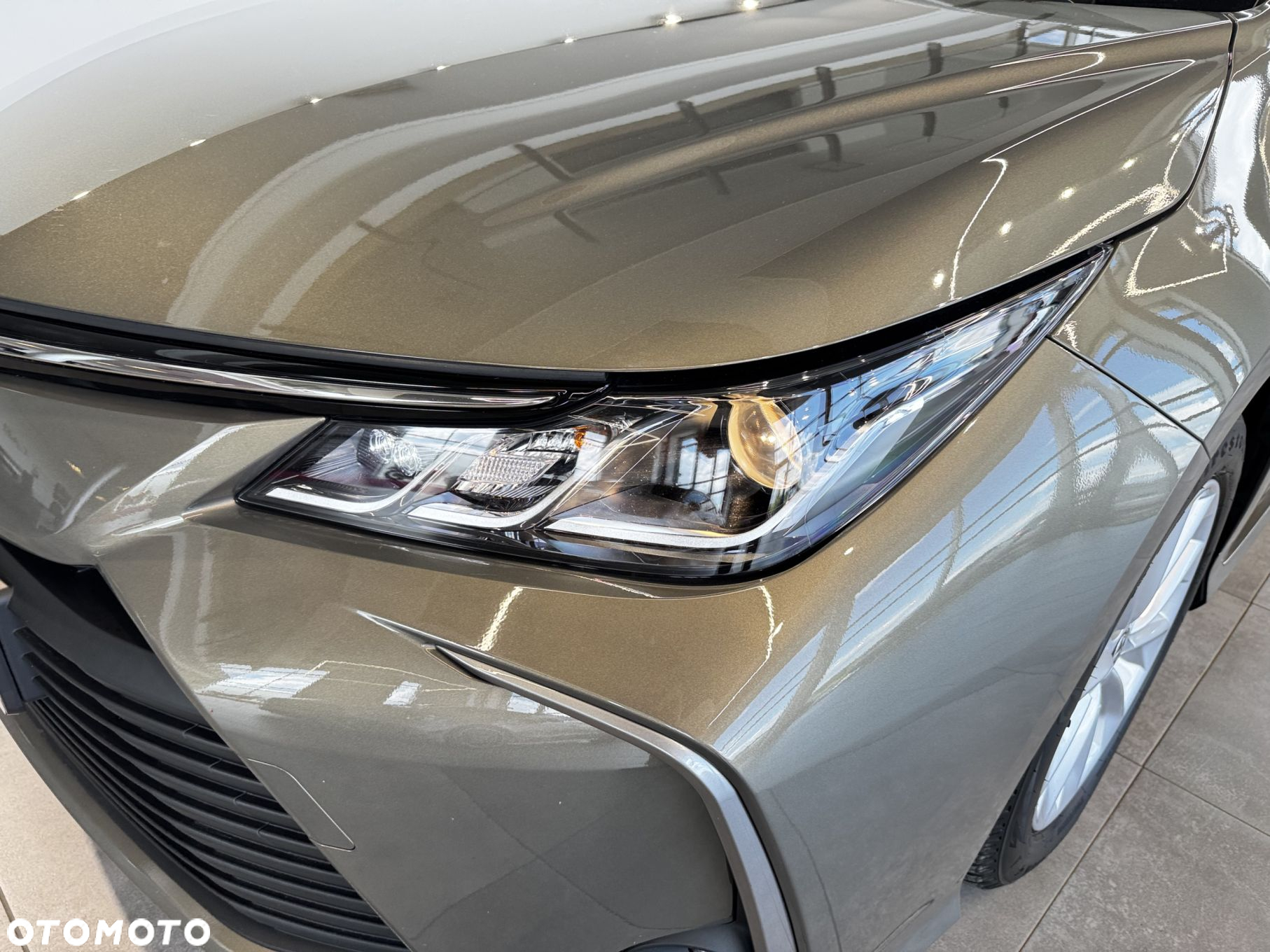 Toyota Corolla - 10