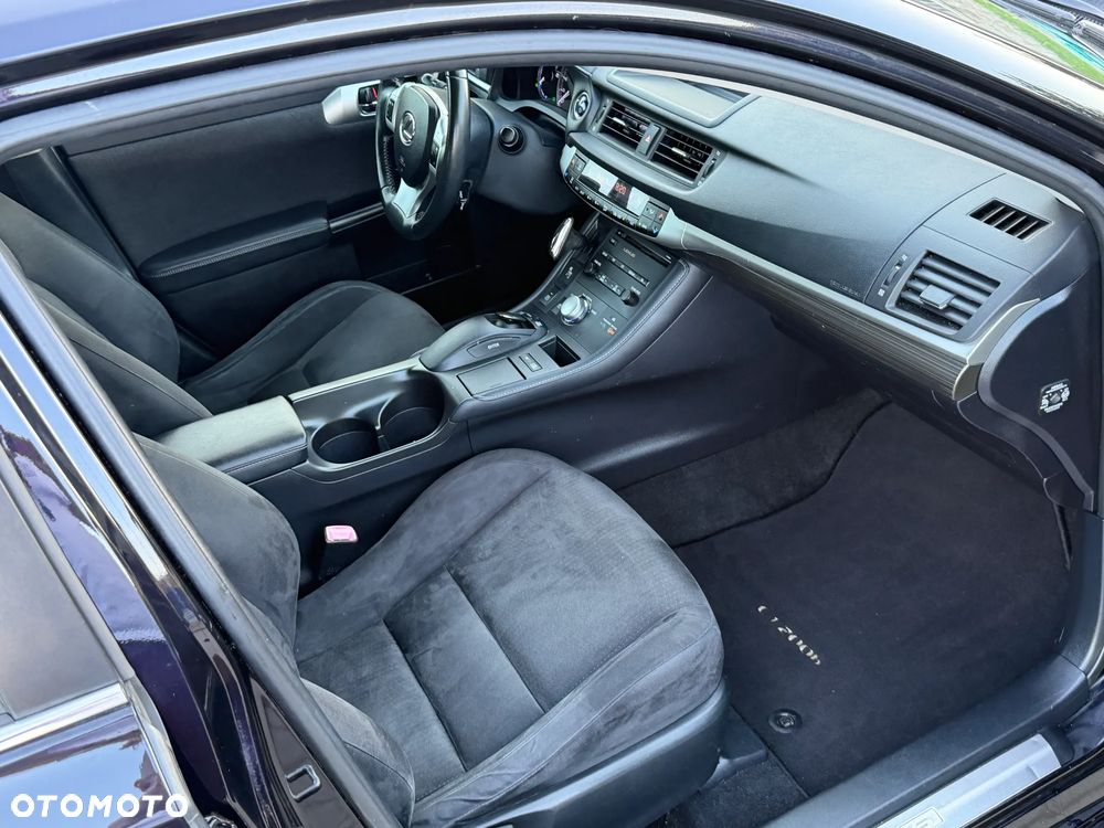 Lexus CT 200h Prestige - 5