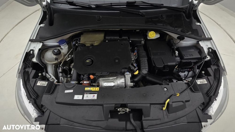 Peugeot 301 1.5 BlueHDI FAP Active - 24