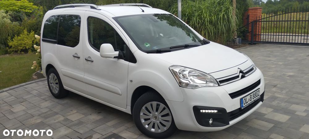 Citroën Berlingo M PureTech 110 SHINE - 10