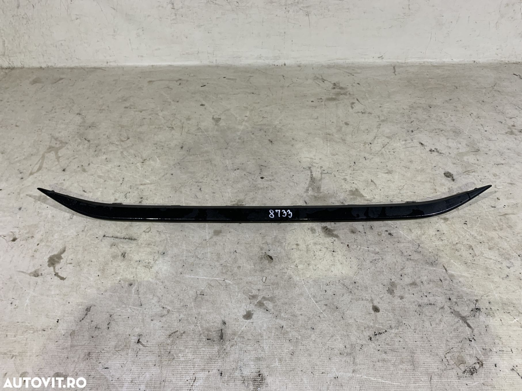 Ornament spoiler bara spate, Toyota Corolla Kombi, 2019, 2020, 2021, 2022, 2023, cod origine OE 52754-02090. - 1