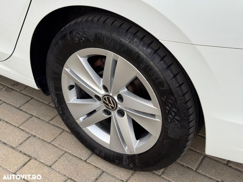 Volkswagen Golf 2.0 TDI SCR Life - 10