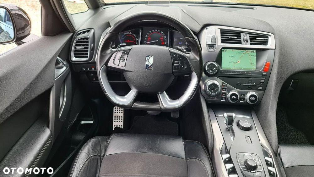 Citroën DS5 2.0 Hybrid4 SportChic - 18