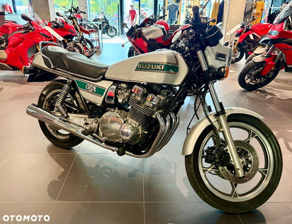 Suzuki GSX - 3