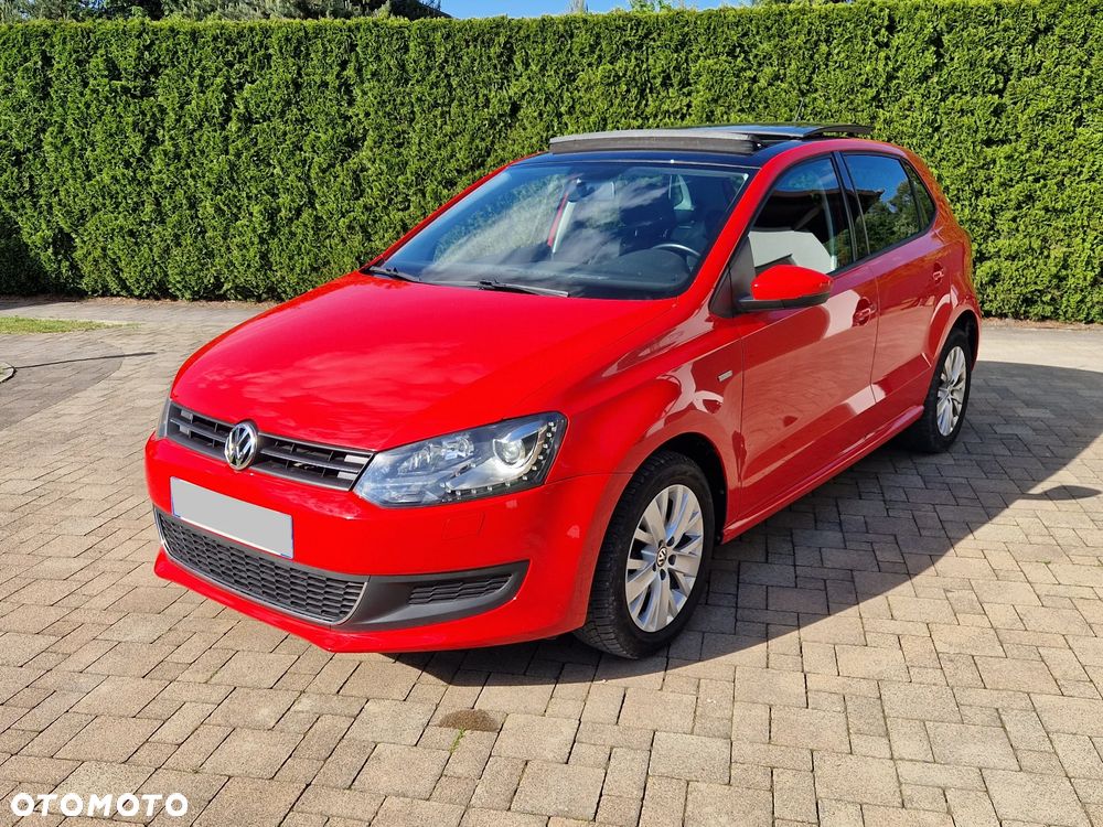 Volkswagen Polo 1.4 16V Highline - 1