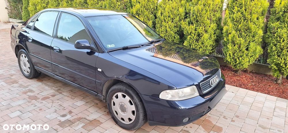 Audi A4 Limousine - 2