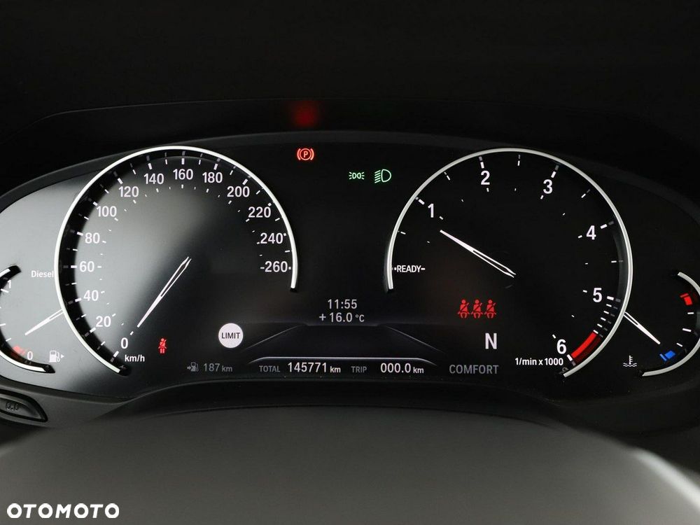 BMW Seria 3 318d Sport Line - 23