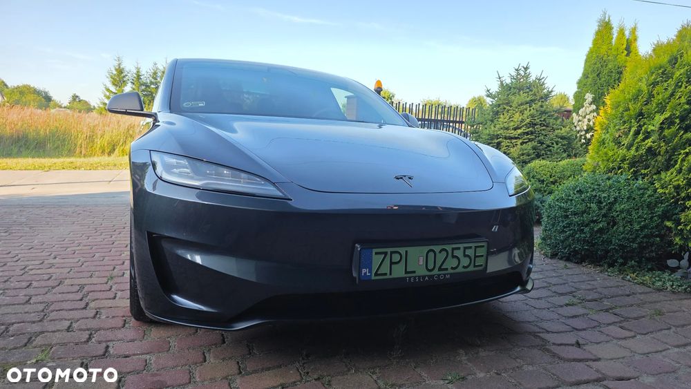 Tesla Model 3 Performance AWD - 16