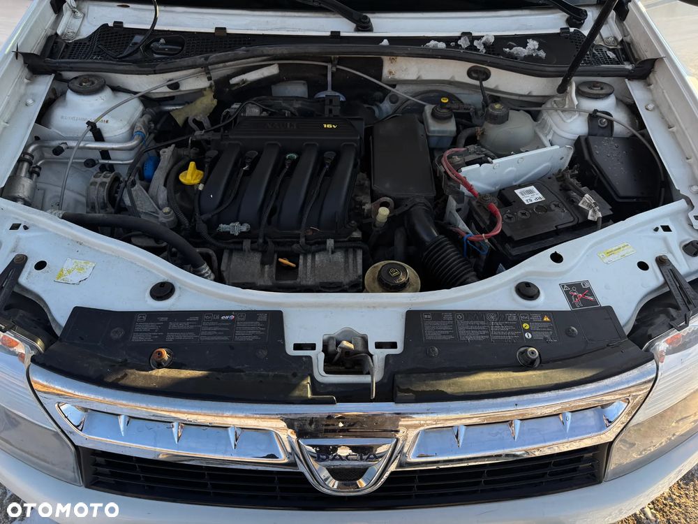 Dacia Duster 1.6 - 11