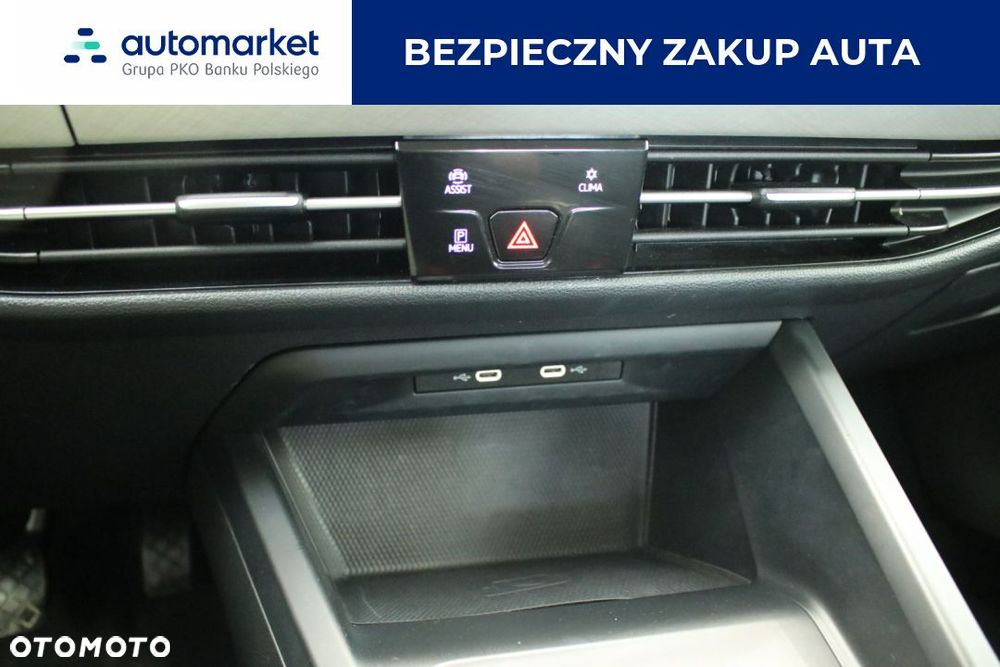 Volkswagen Golf VIII 1.5 TSI EVO Life - 19