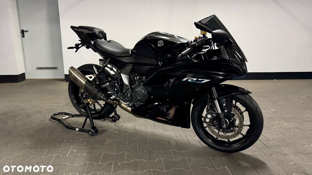 Yamaha R7 - 14