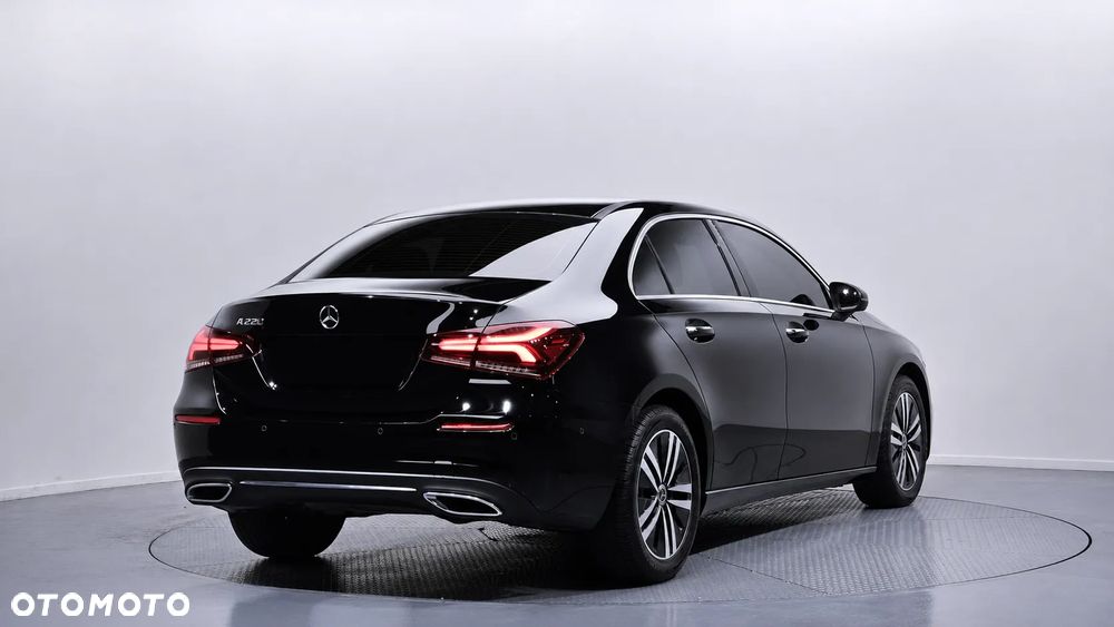 Mercedes-Benz Klasa A 220 7G-DCT Progressive - 3
