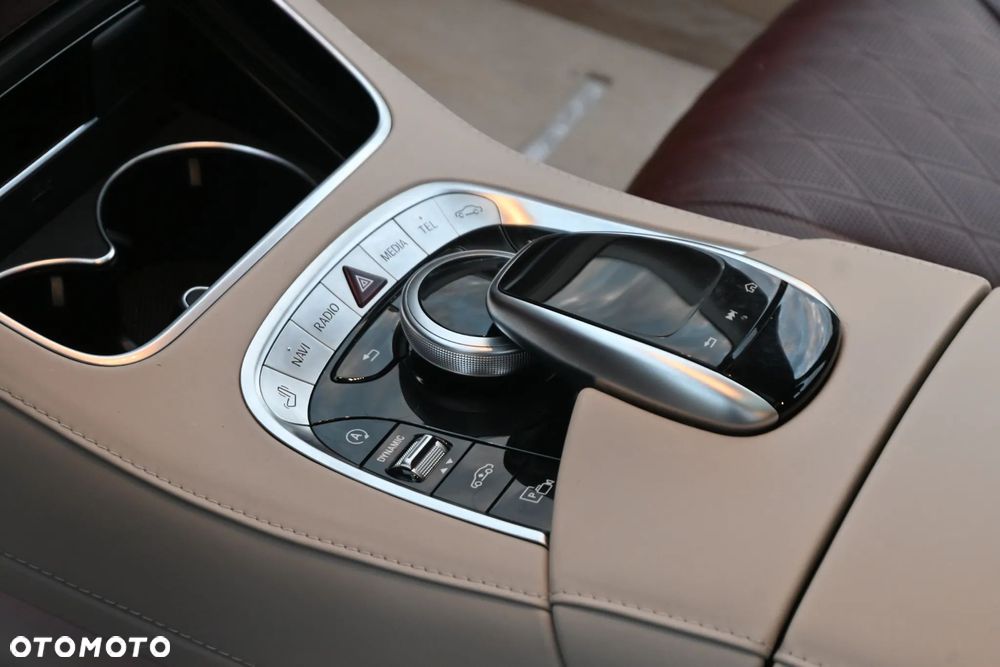 Mercedes-Benz Klasa S 560 4-Matic 9G-TRONIC - 39