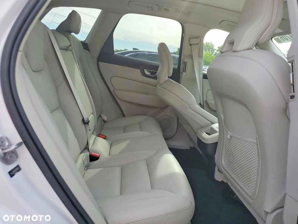 Volvo XC 60 - 13