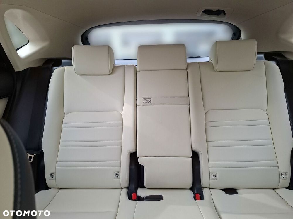 Lexus NX 300 F Impression AWD - 35