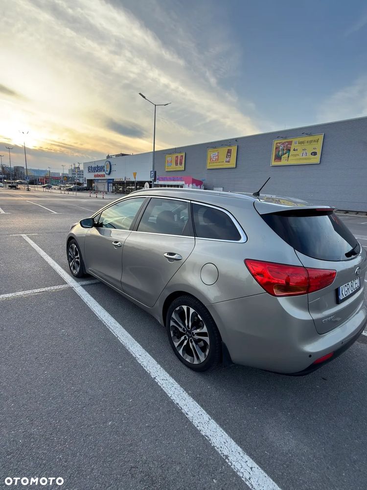 Kia Ceed 1.6 CRDi L - 22