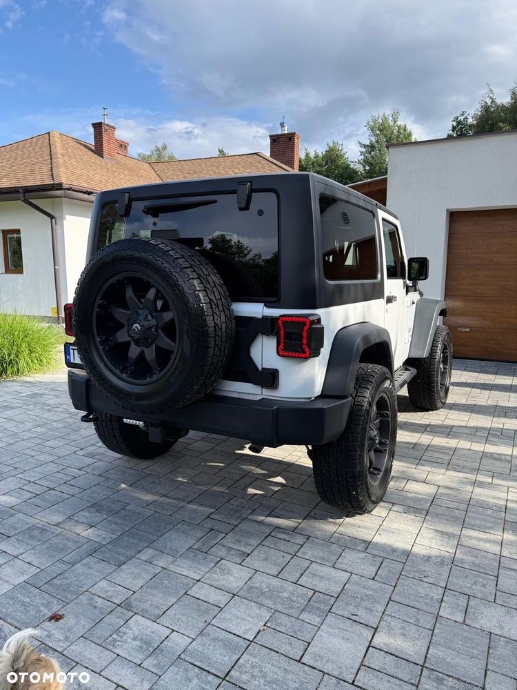 Jeep Wrangler - 3