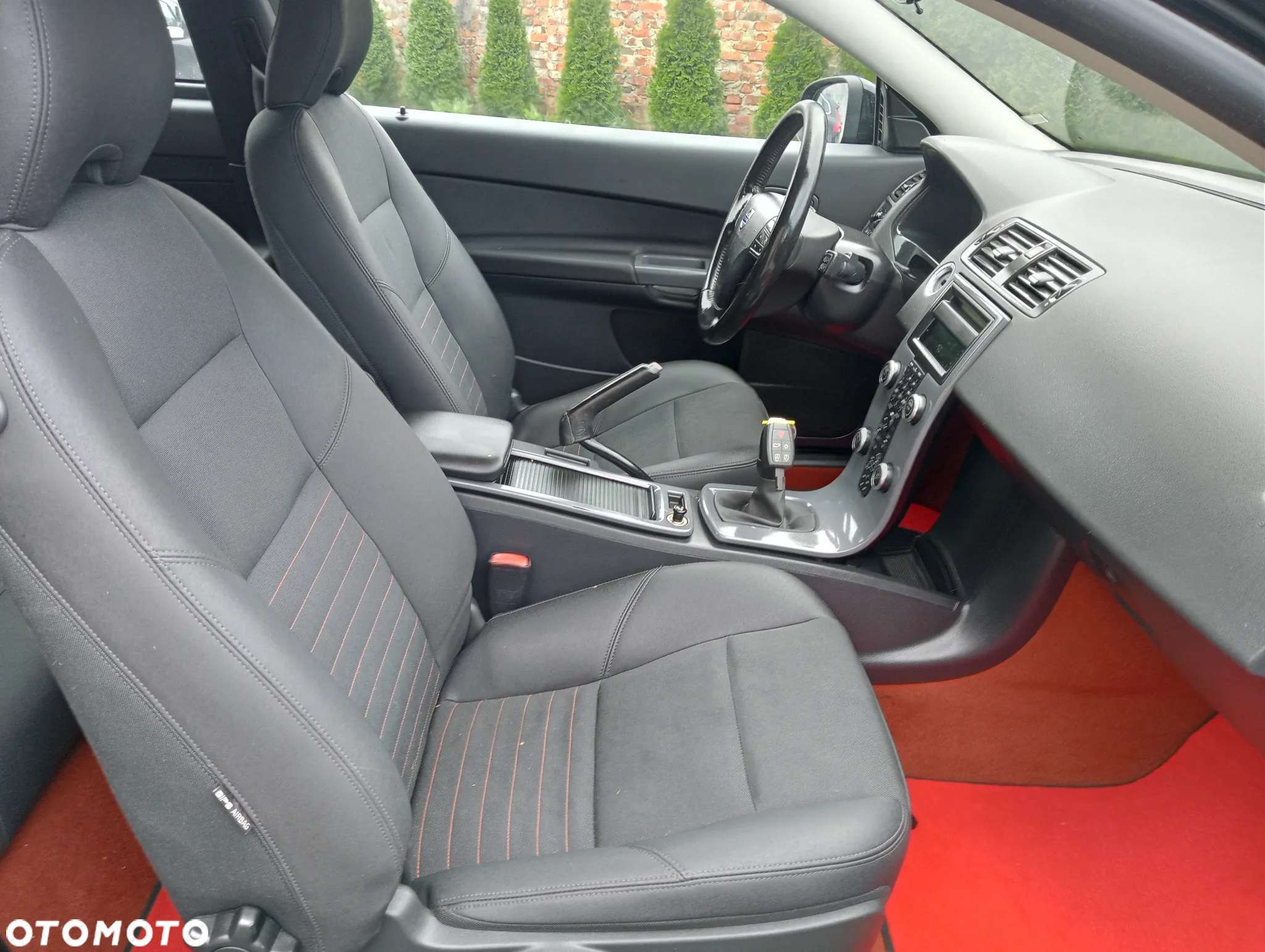 Volvo C30 D2 DRIVe R-Design - 11
