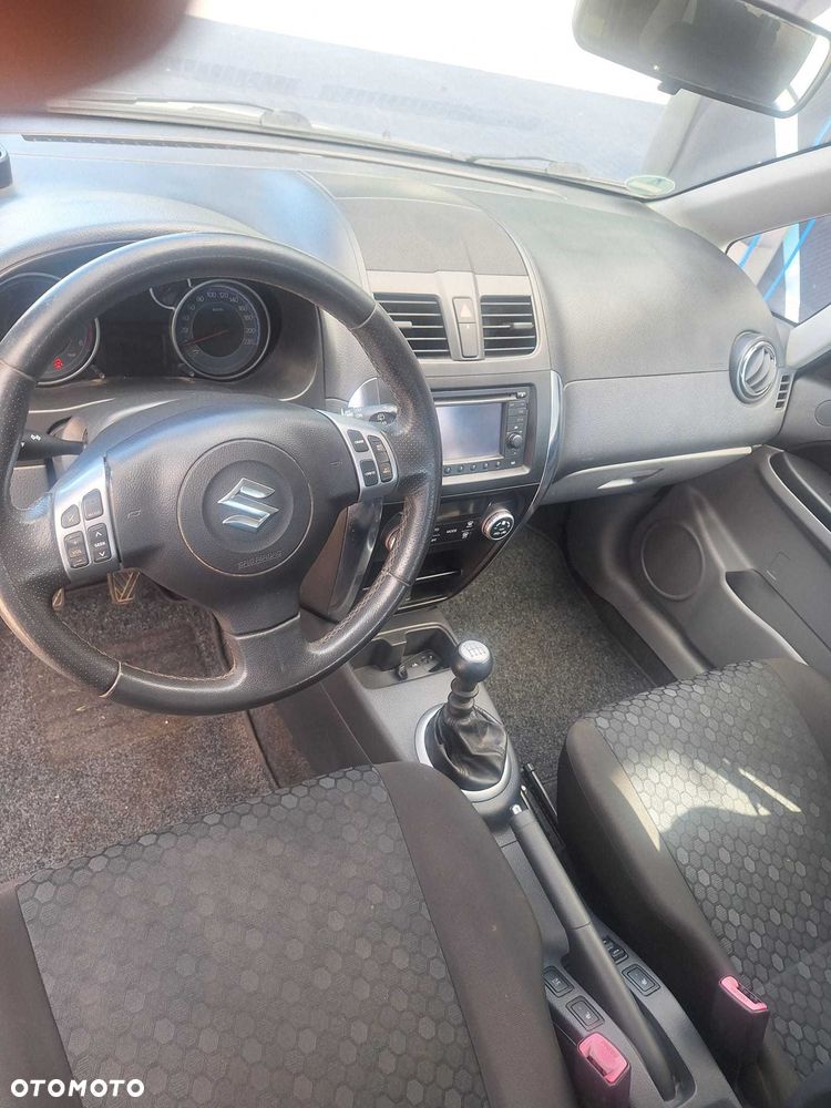 Suzuki SX4 - 6
