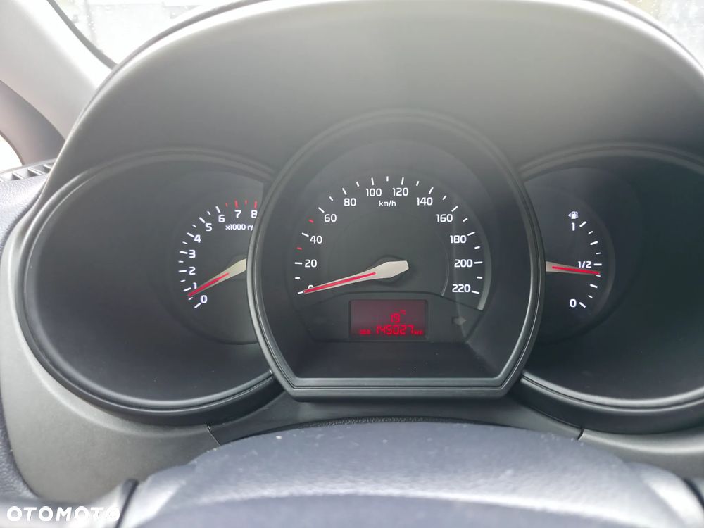 Kia Rio - 1
