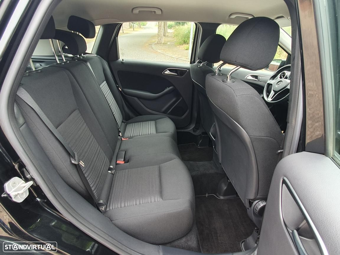 Mercedes-Benz B 180 CDi BlueEfficiency - 24