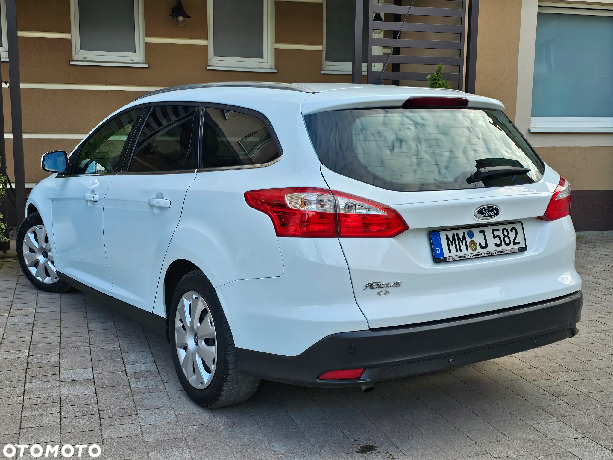 Ford Focus 1.0 EcoBoost Start-Stopp-System TITANIUM - 4