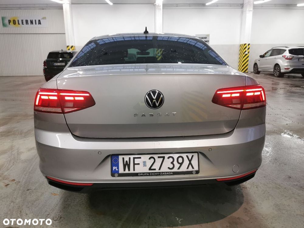 Volkswagen Passat - 6