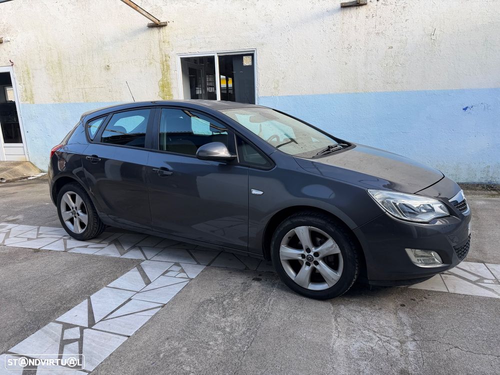 Opel Astra 1.3 CDTI Cosmo - 8